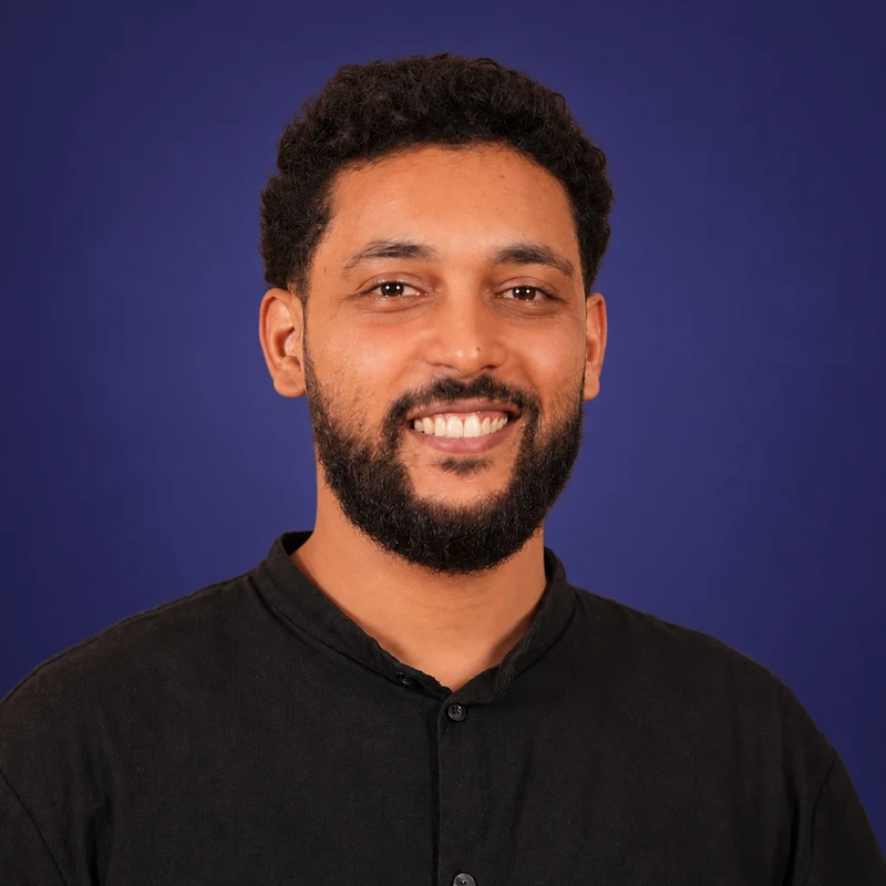 Ahmed, Graphic Designer