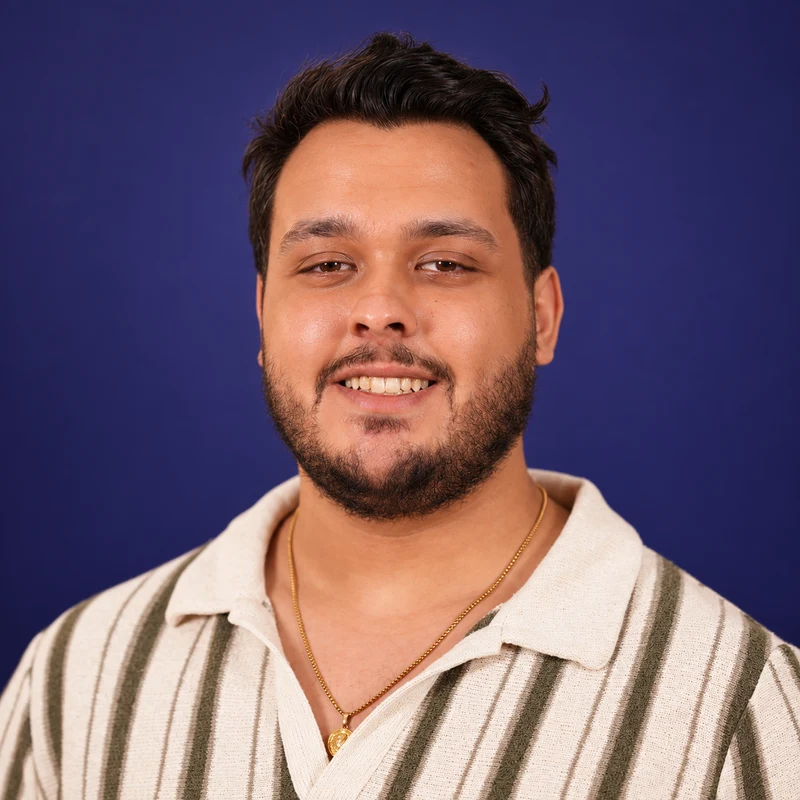 Montassar, Graphic Designer