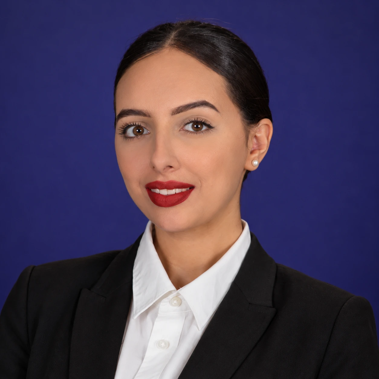 Sarra, Community Manager